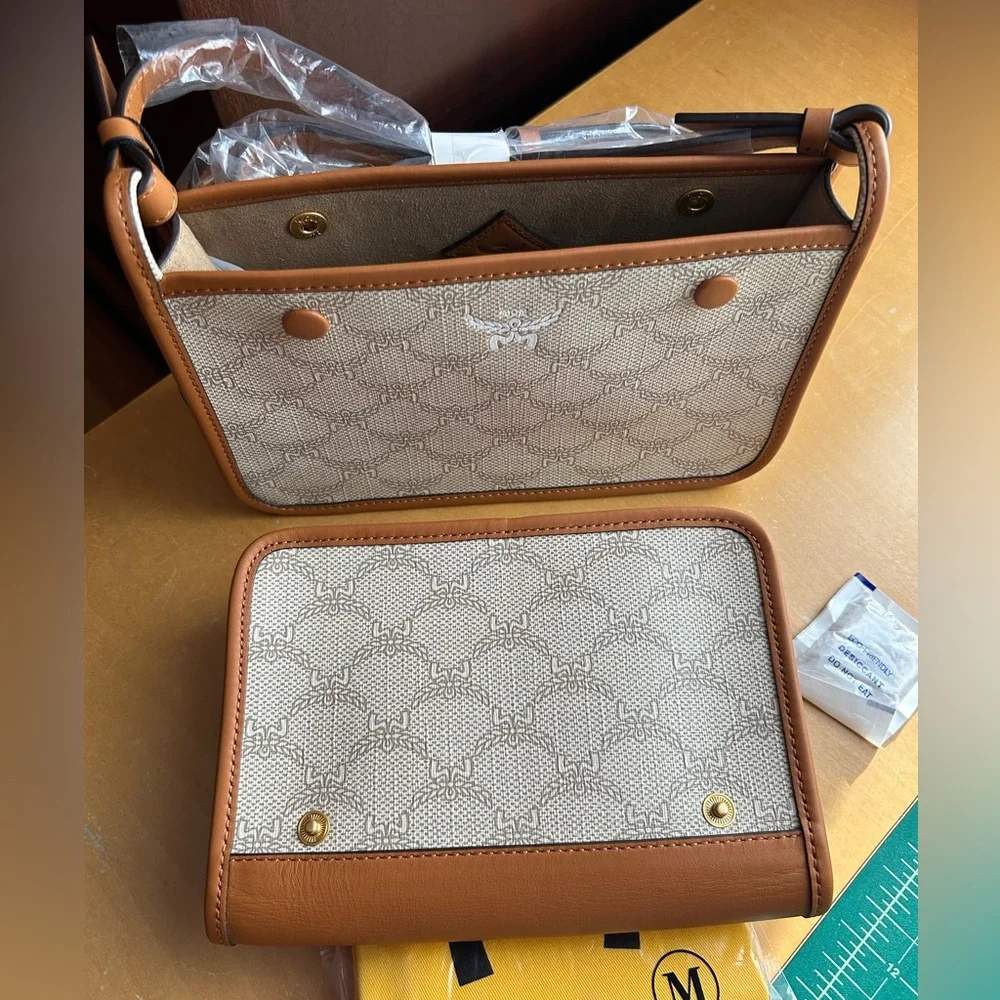 MCM Himmel LTS Crossbody SML 19 - Picture 6 of 14